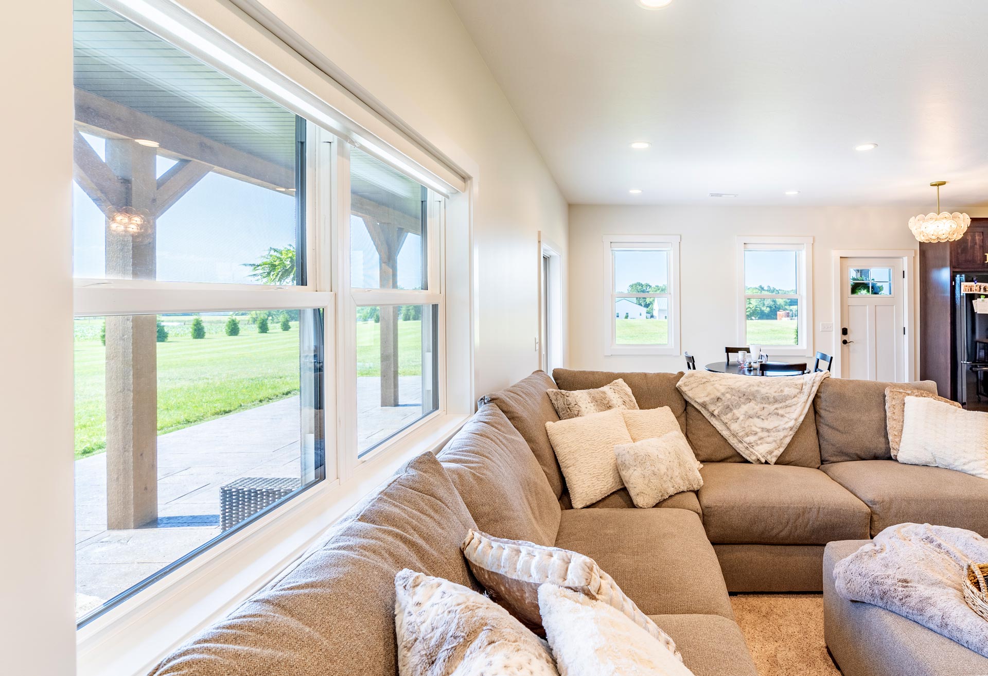 Endure™ Double Hung Windows White