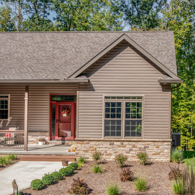 {HeartTech vinyl super polymer siding in the color Pueblo}