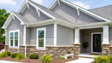 HeartTech® Double 5" Vinyl Siding in Granite