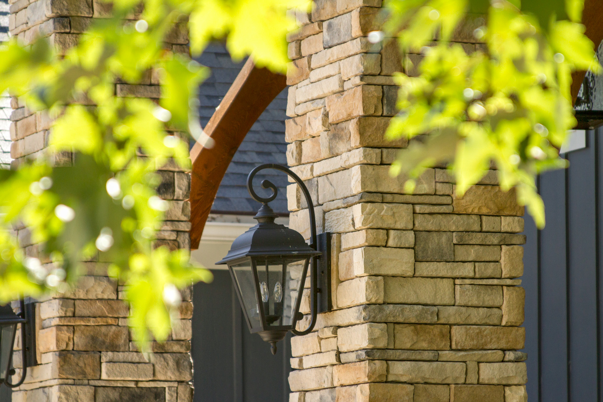 Dry Stack Seneca Manufactured Stone Columns