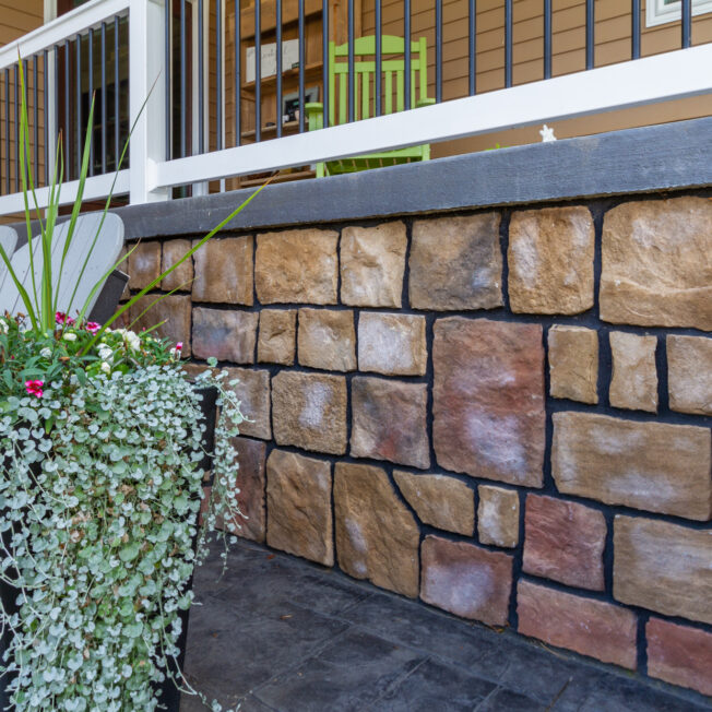 {Closeup view of ProVia's Natural Cut™ manufactured stone veneer in Woodbridge}