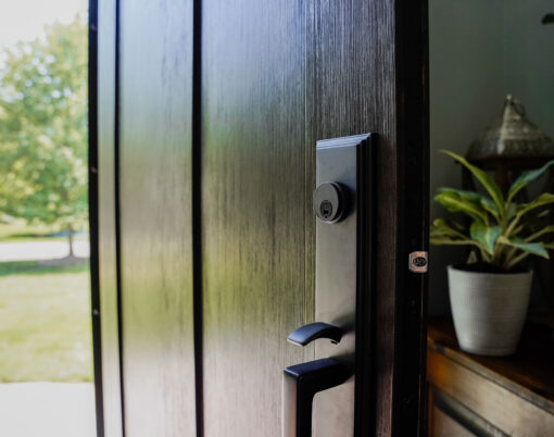 {Close-up view of a Signet® Fir entry door in Espresso}