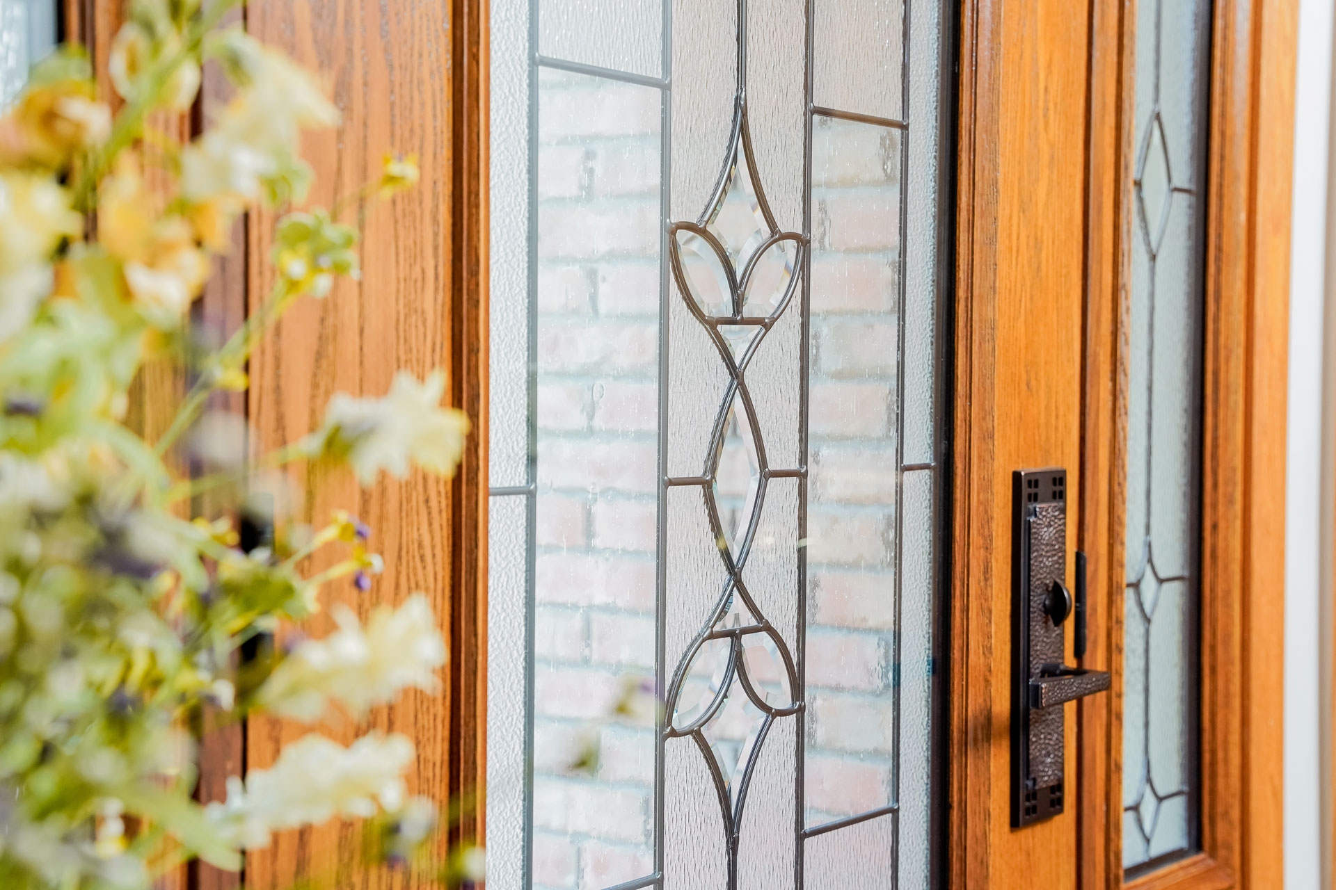 Signet® Oak 460 in Caramel with Esmond Decorative Glass