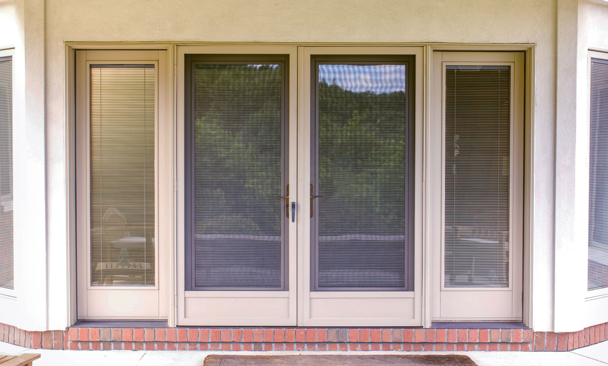 Superview™ 896 French Storm Doors in Café Cream