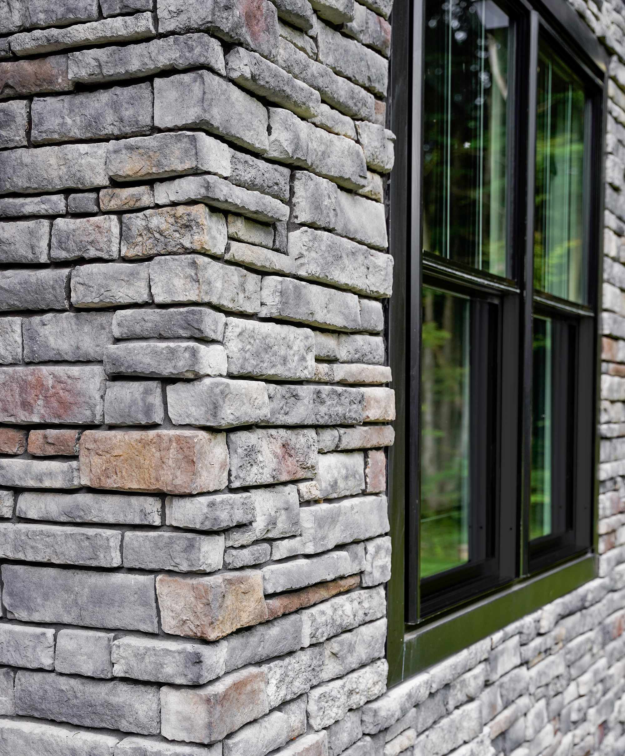 Chisel Cut™ Olympus Manufactured Stone Exterior