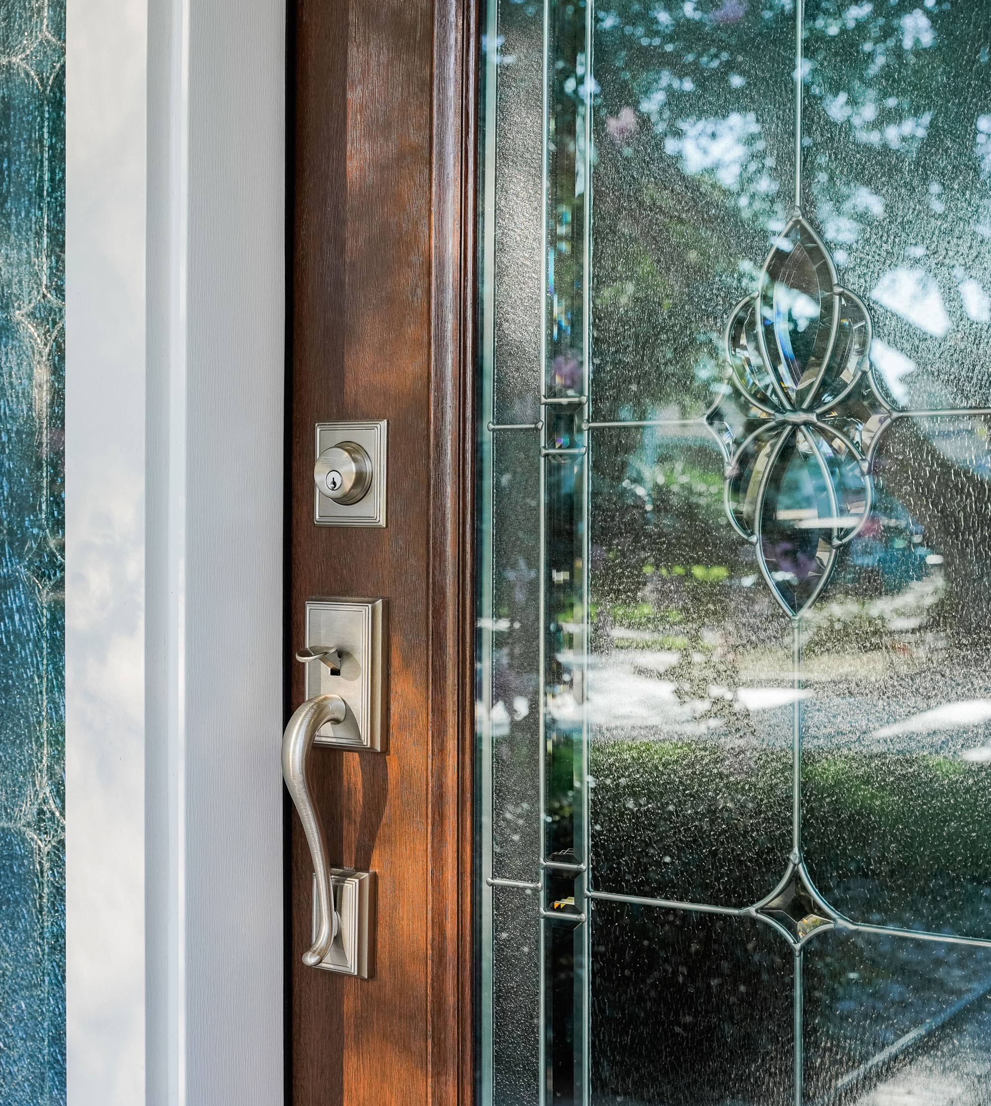 Signet® Mahogany 460 in Hazelnut with Somerset Decorative Glass