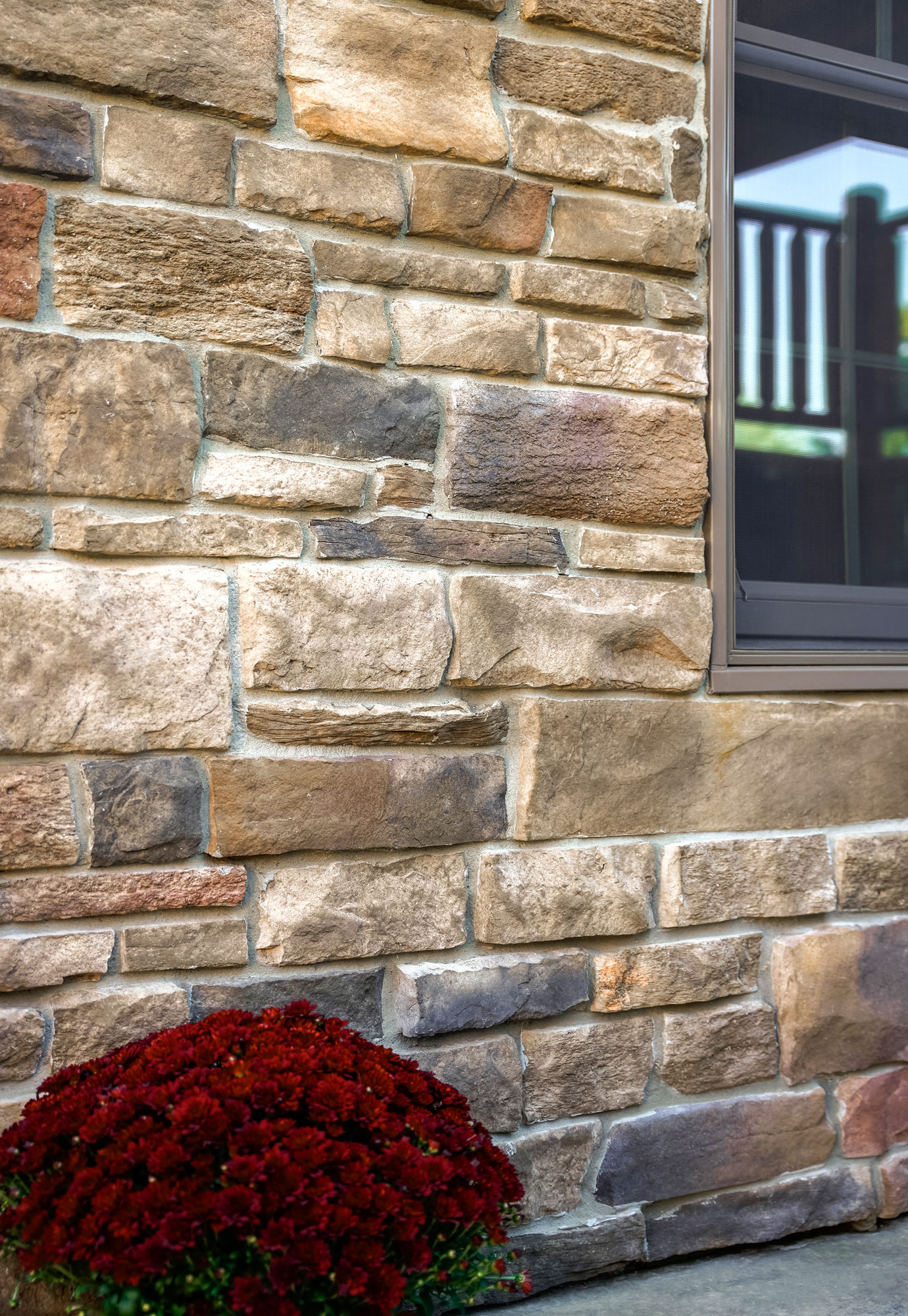 Terra Cut™ Russet Manufactured Stone Exterior Closeup