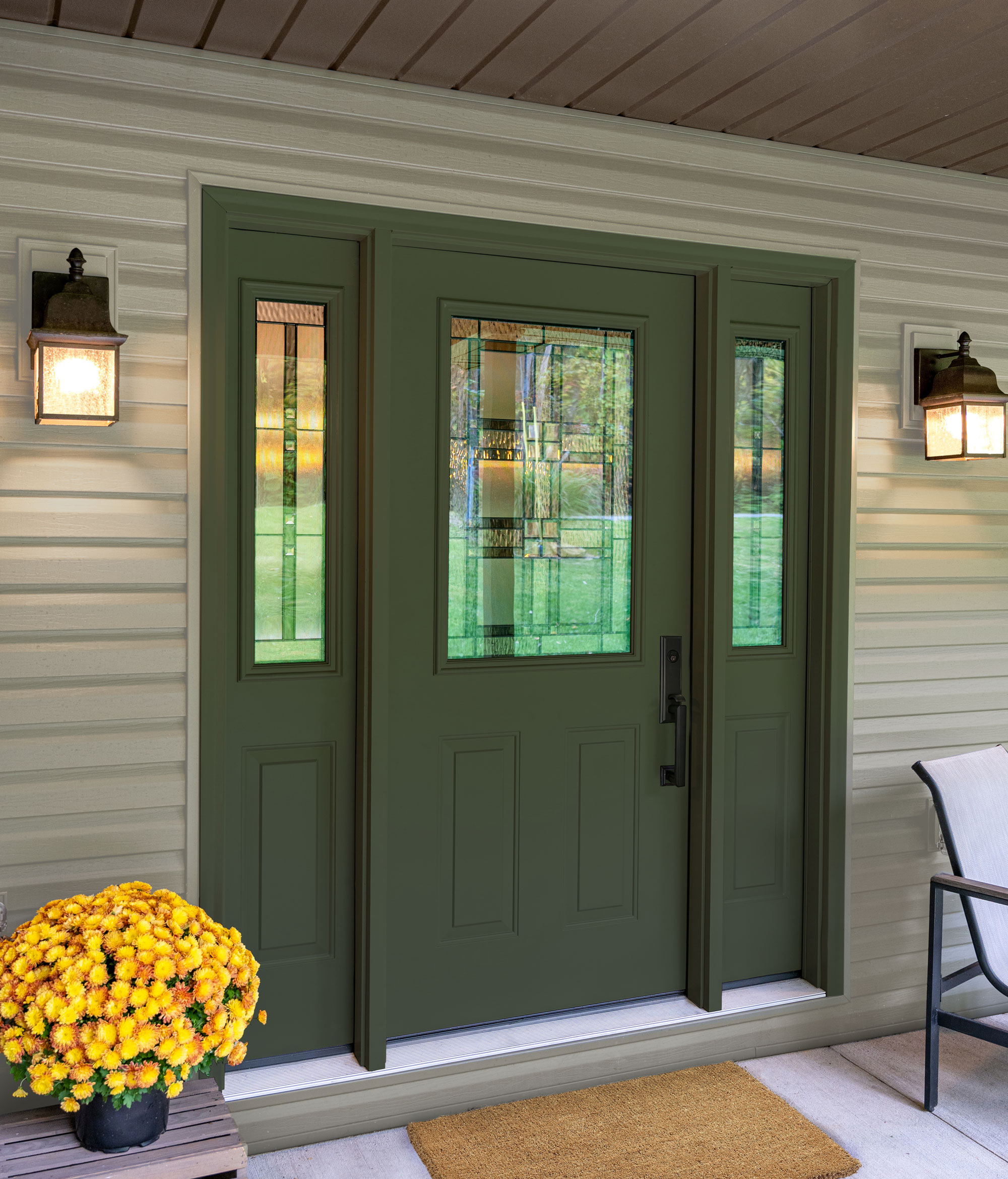 Legacy™ 430 Entry Door in Evergreen with Laurence Decorative Glass
