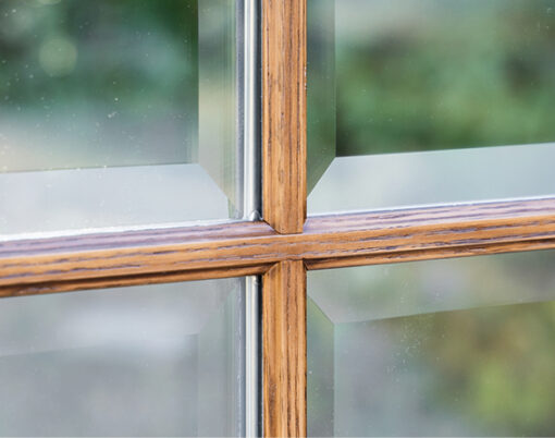 {Closeup view of Beveled Glass SDL grids}