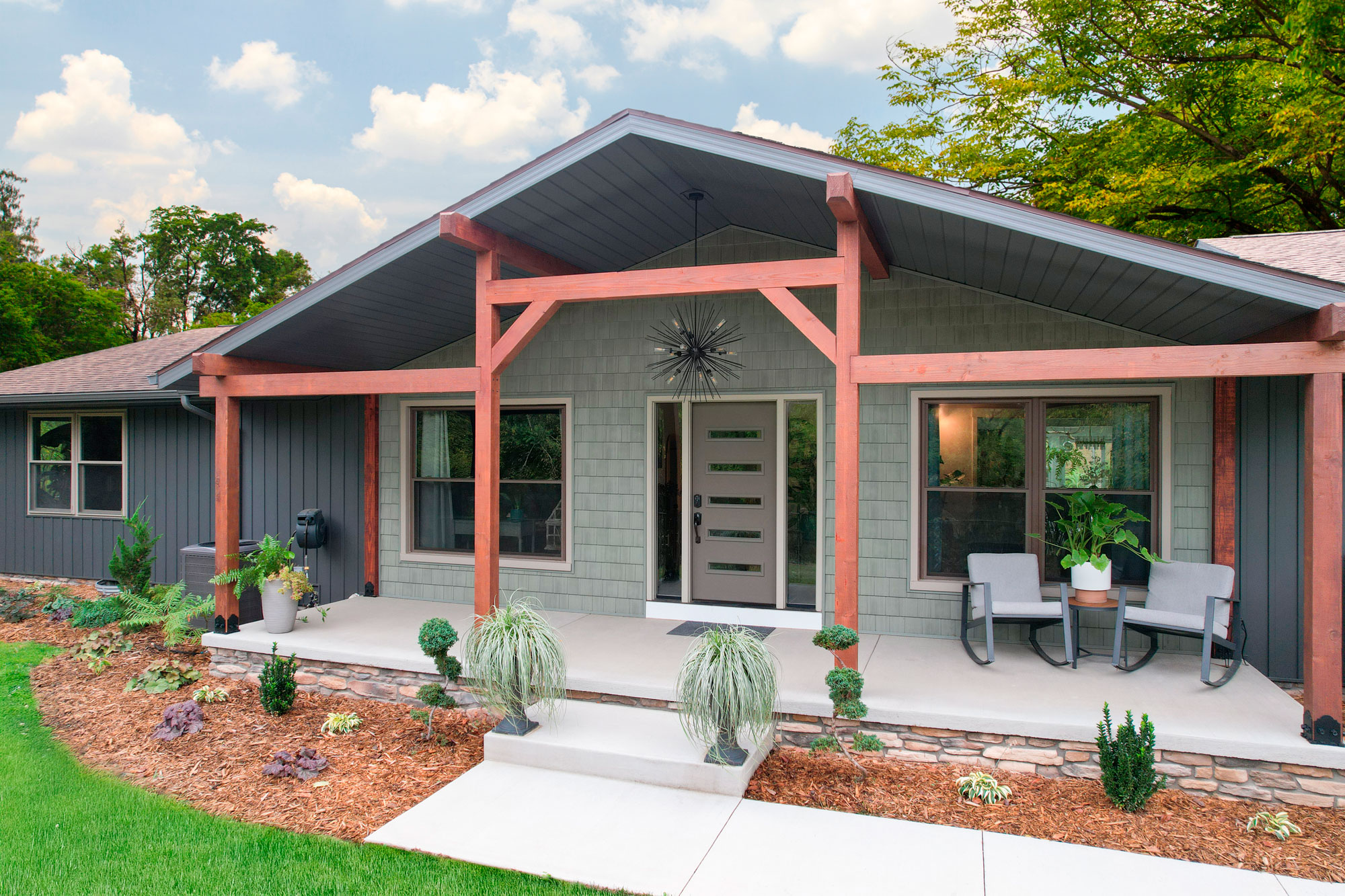 Legacy™ Smooth Steel 116 Door in Clay with Clear Glass