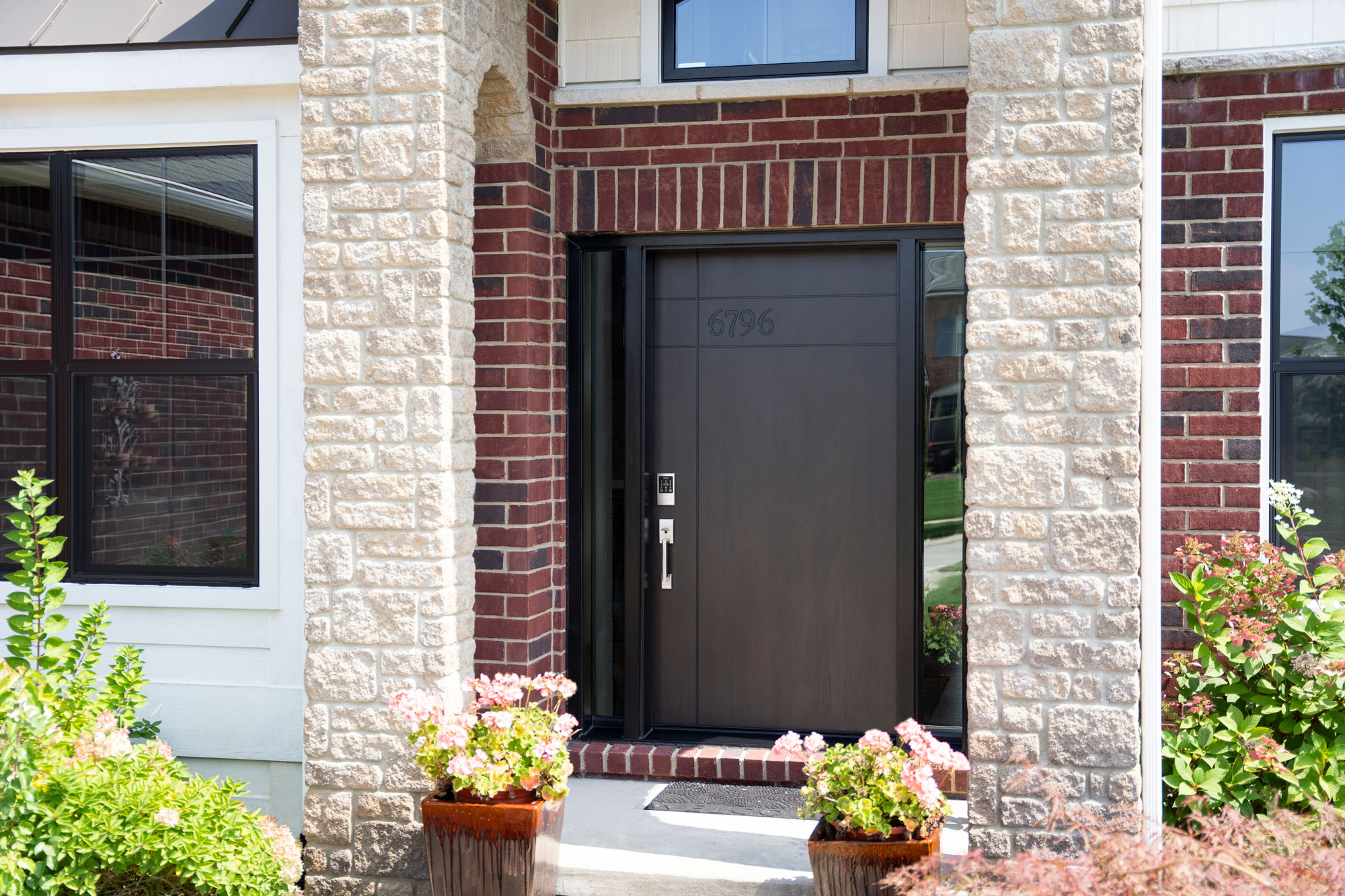 Signet® Cherry 001-INS3-HN Inscribed Door in Coffee Bean