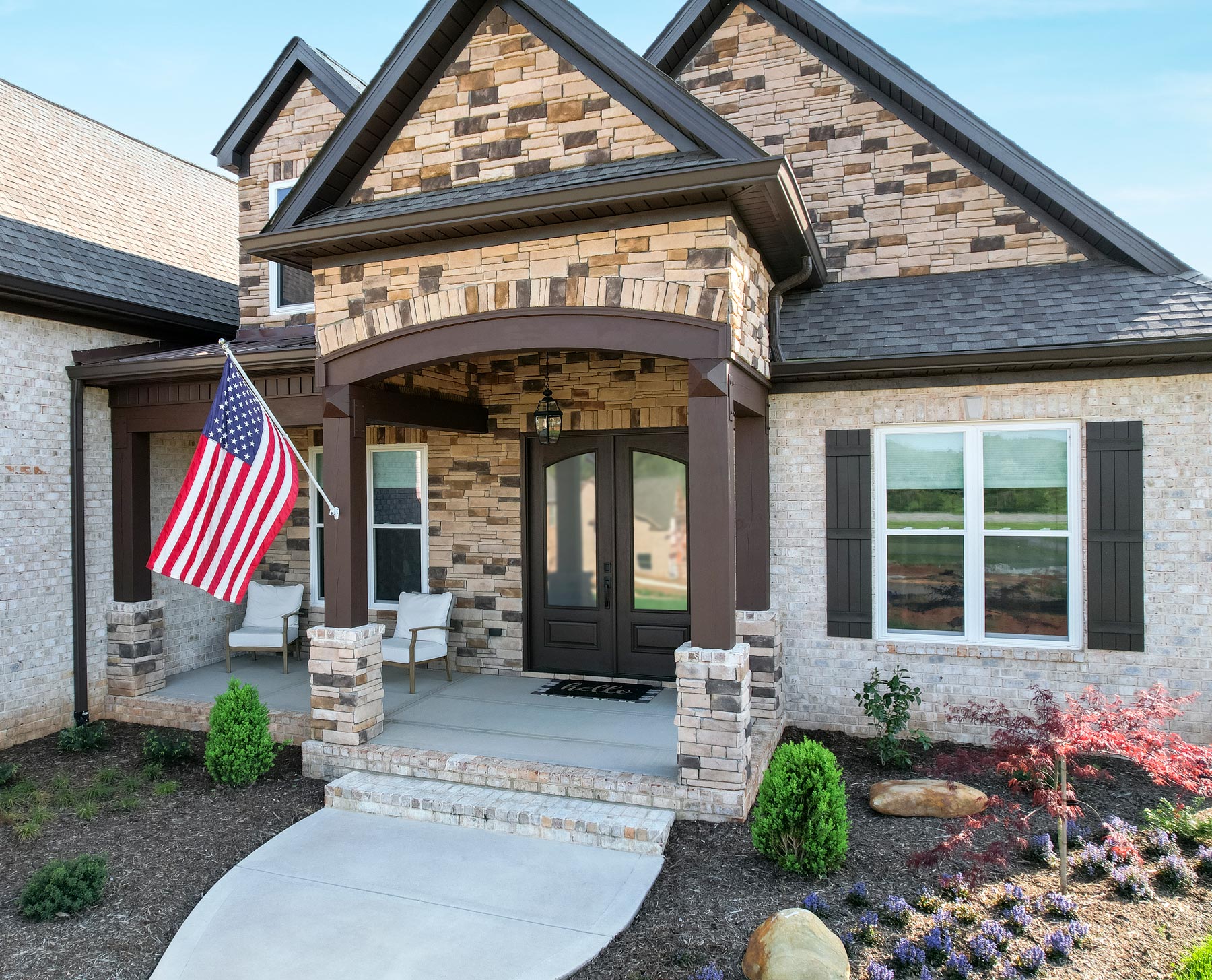 Dry Stack Lakepointe Manufactured Stone Exterior