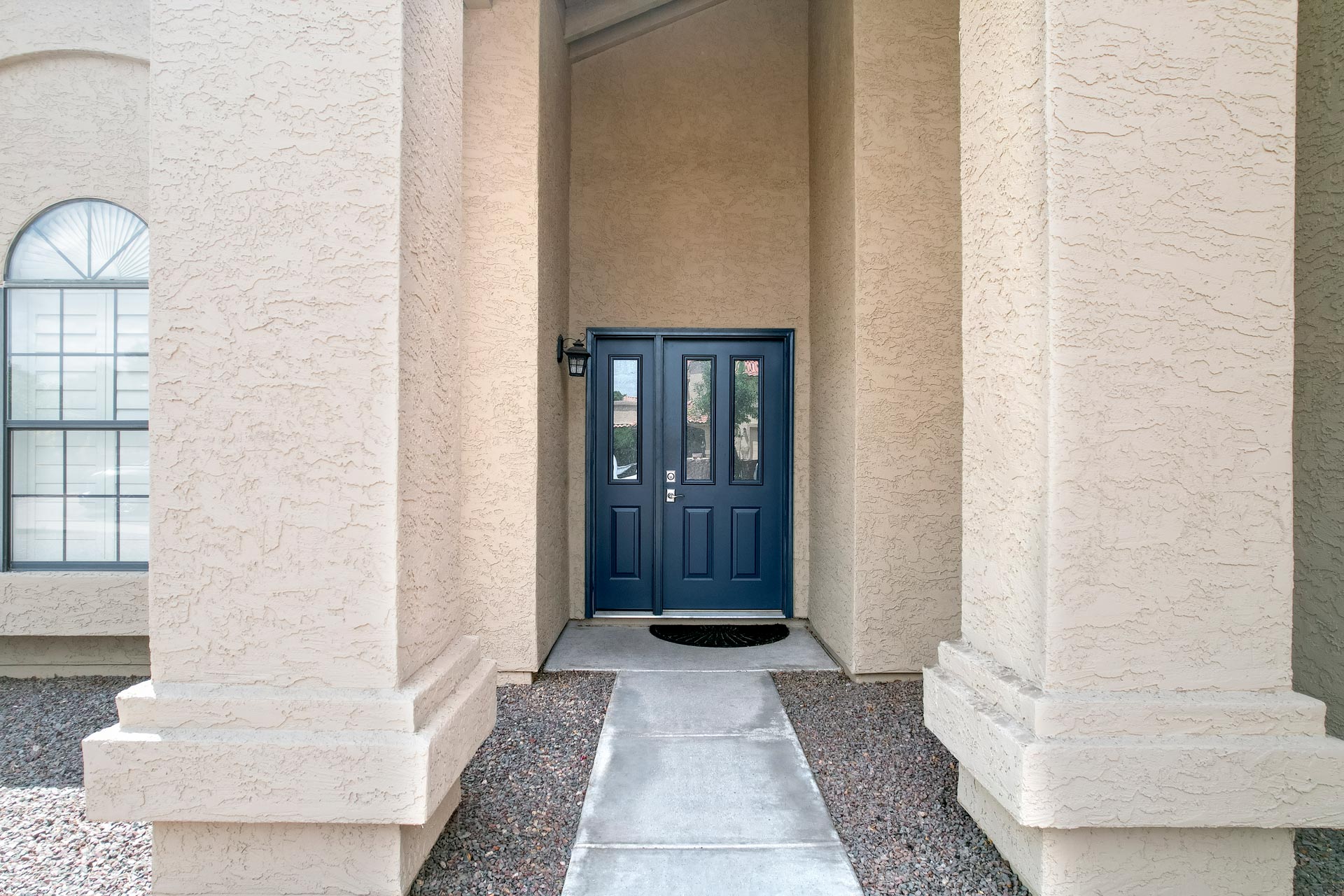 Legacy™ Smooth Steel 230 Entry Door with 130 Sidelite in Enzian Blue