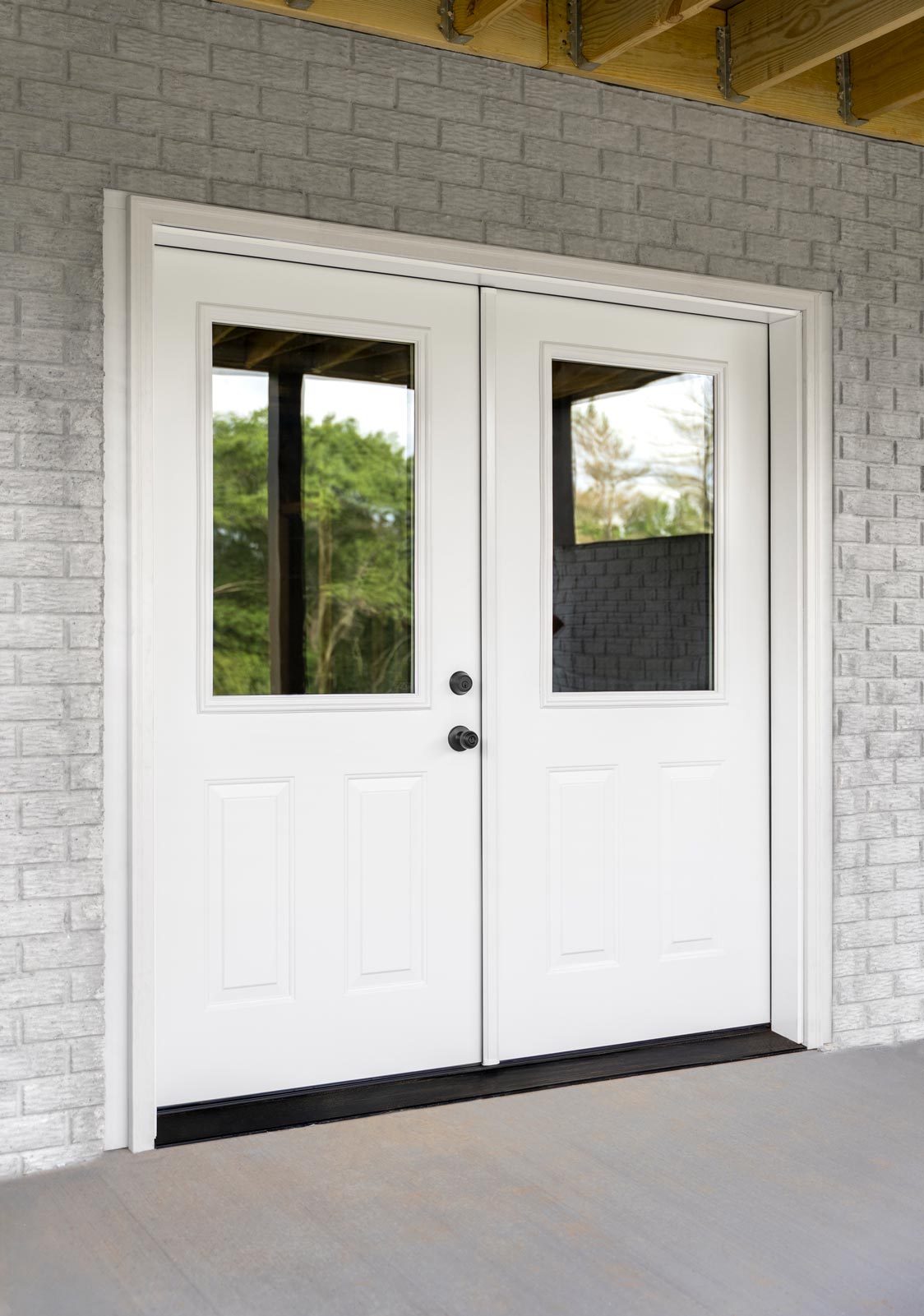 Legacy™ Smooth 430-2P French Doors in Snow Mist