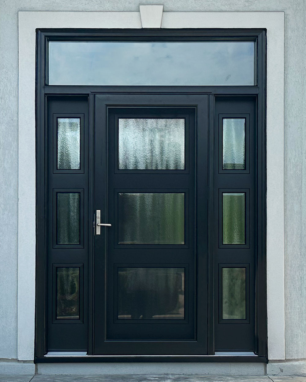 Legacy™ Smooth 113 Entry Door with 103M Sidelite in Coal Black with Chinchilla Privacy Glass