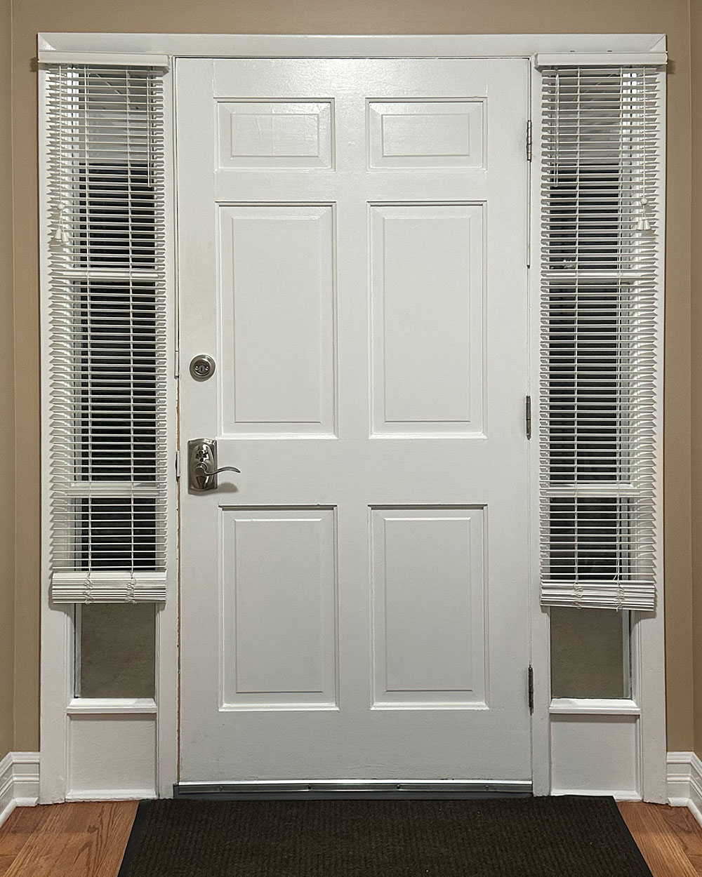 Keith R. Decorator™ 590 Storm Door in Coal Black Before