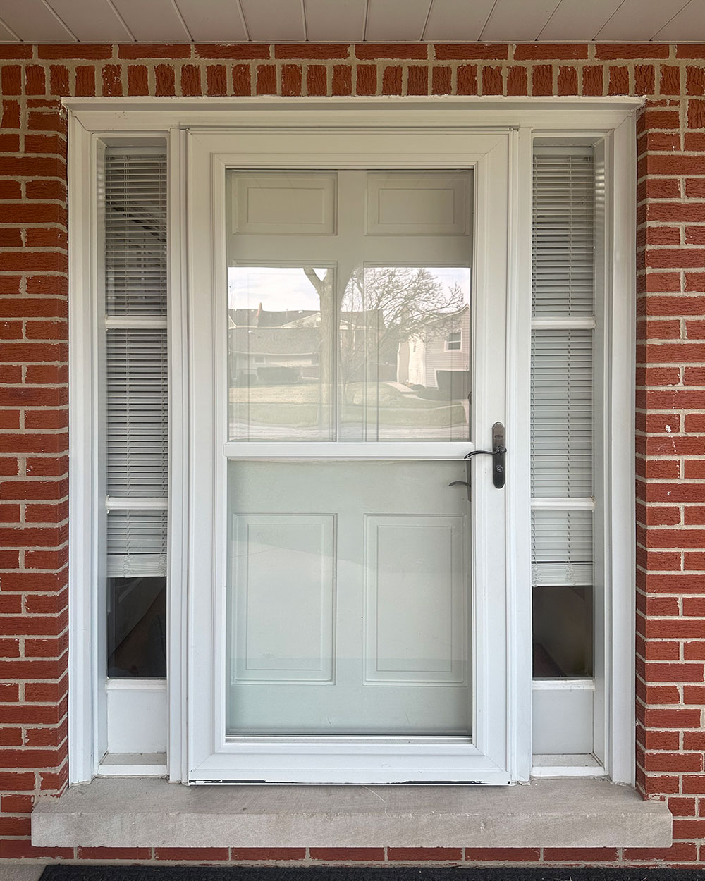 Keith R. Decorator™ 590 Storm Door in Coal Black Before