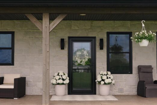 Spectrum™ Storm Door Features & Benefits