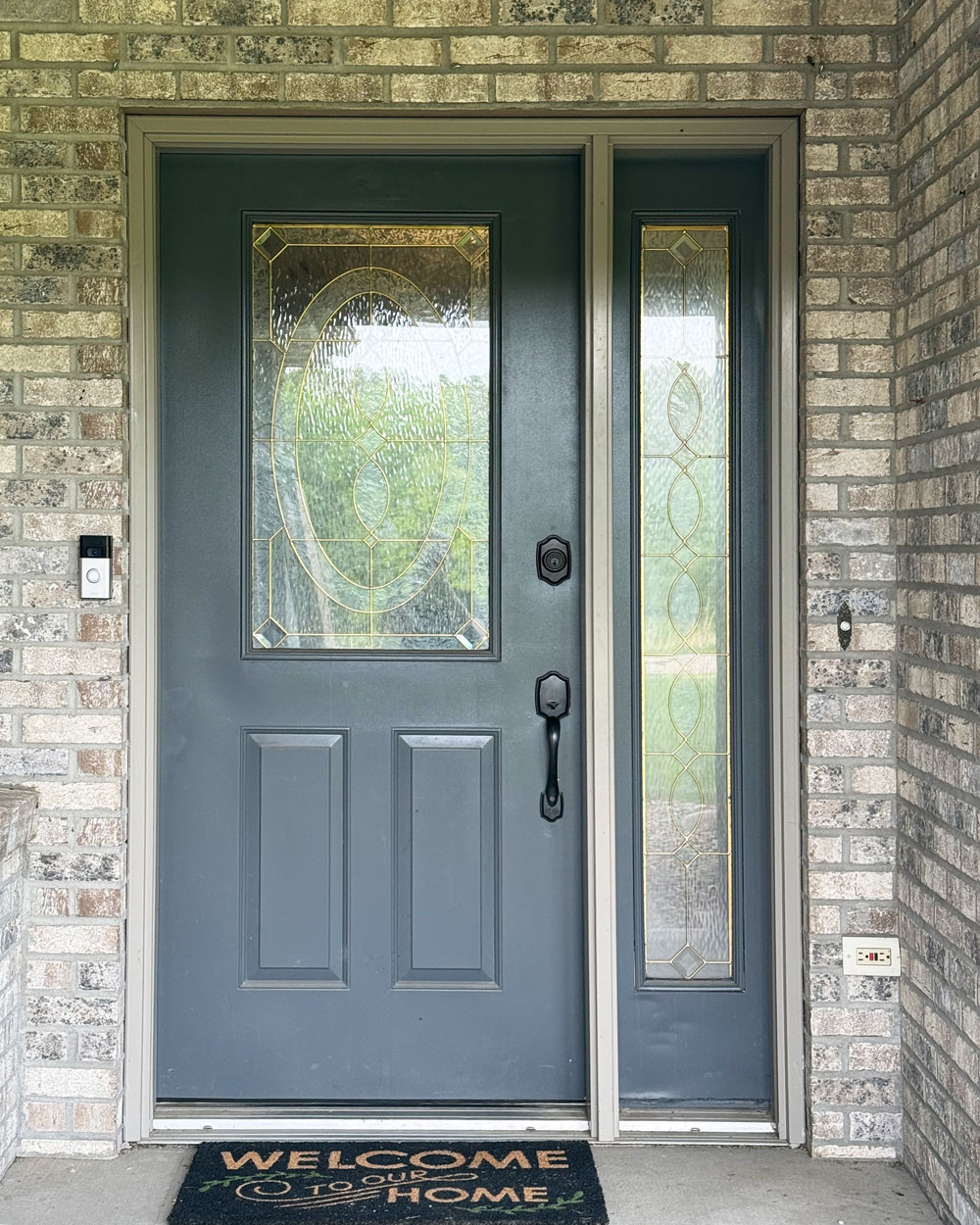 Stephanie S. Signet® Cherry 440-1P Entry Door with Simulated Divided Lites in Hazelnut Before
