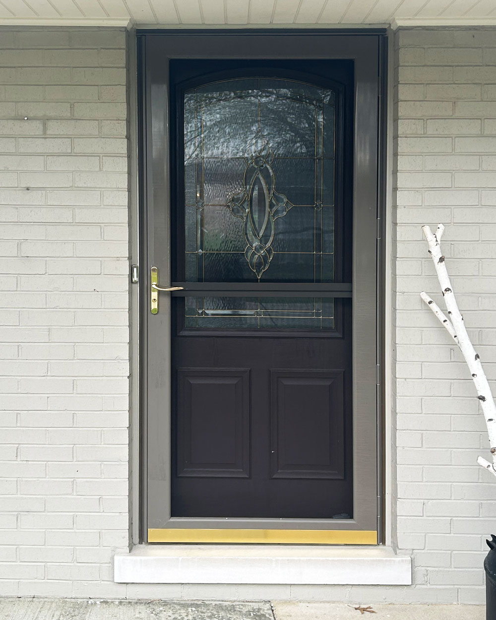 Windy K. Signet® Fir 420 with Simulated Divided Lites in Caramel Before